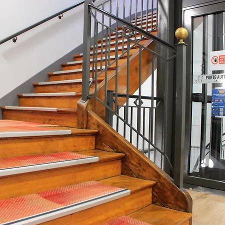 Le Leo De Vandrerhjem