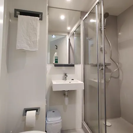 Le Leo De Vandrerhjem